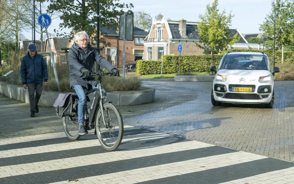 Elektrische fiets onveilig? ‘In hiele protte âlderen fytse as gekken’