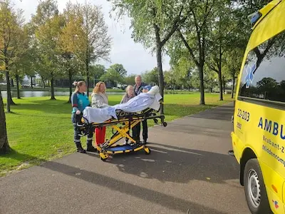 Sanne (38) uit Schijndel gunt stervenden een mooi laatste ritje: naar hun lievelingspark of nog één keer een ijsje met discodip