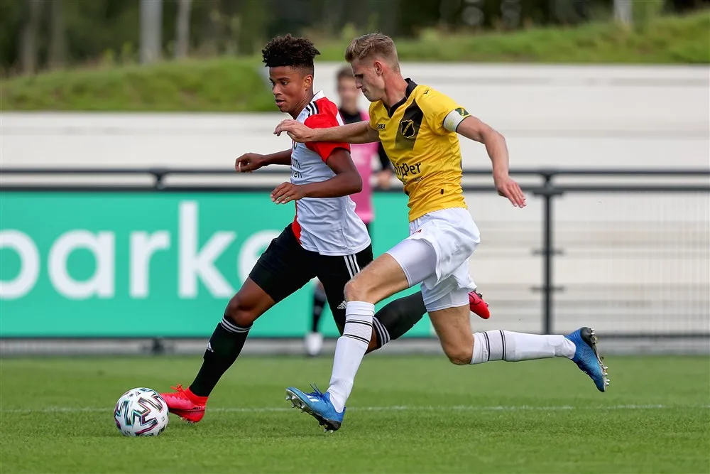 Hall: ''Ik probeer elke dag zo hard mogelijk te werken''