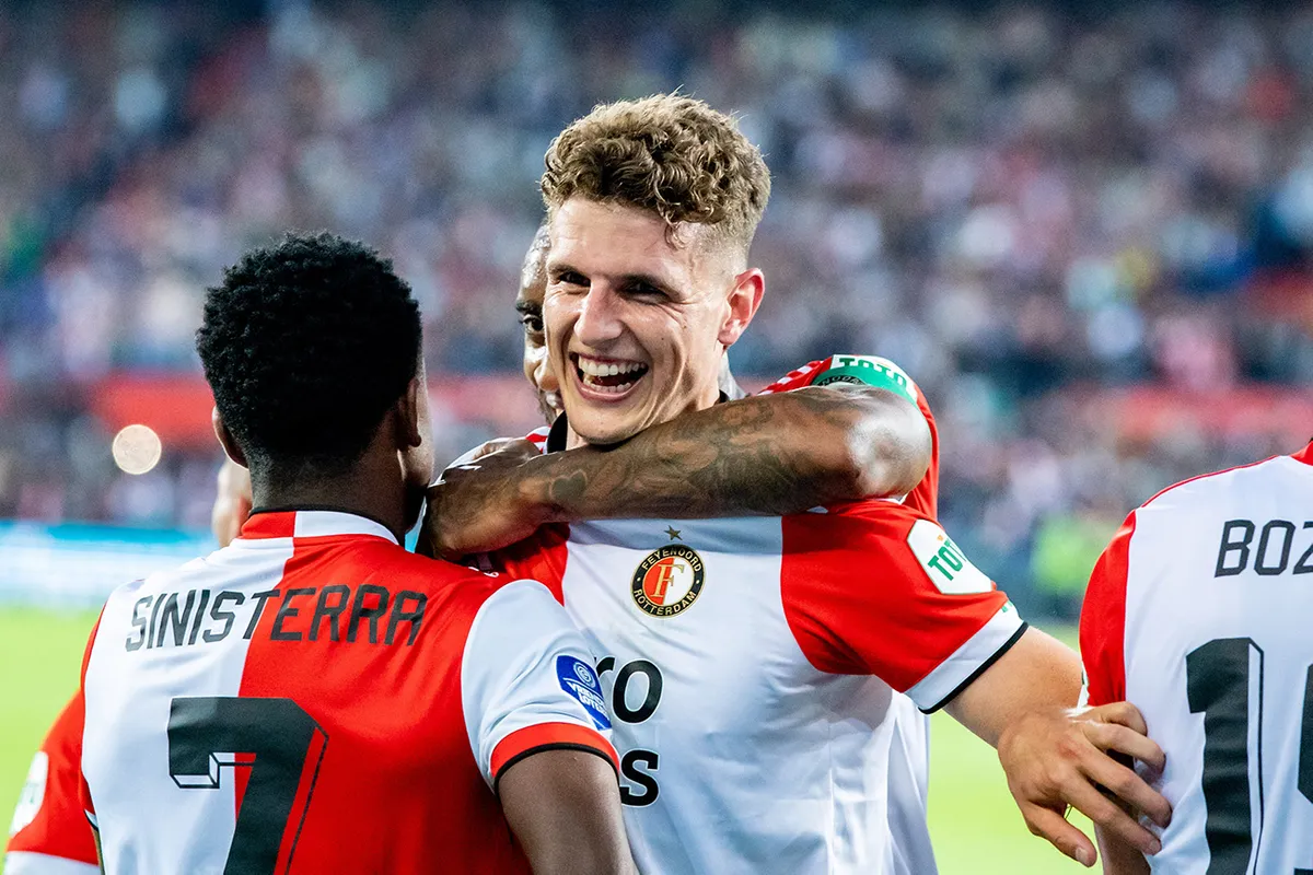 "Ik zou niet uitsluiten dat Feyenoord uiteindelijk bij Til uitkomt"