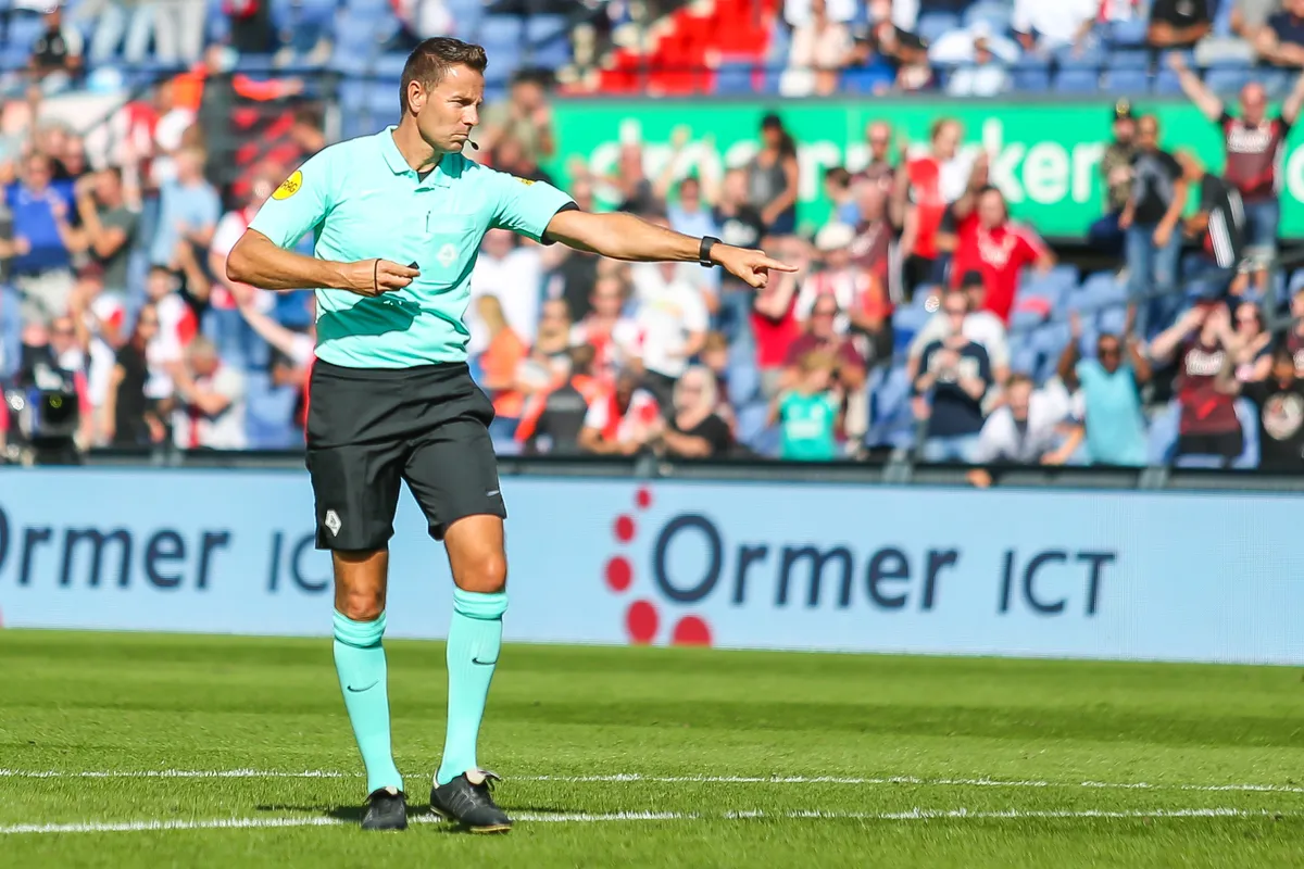 Van Boekel fluit bekerwedstrijd Feyenoord - PEC Zwolle