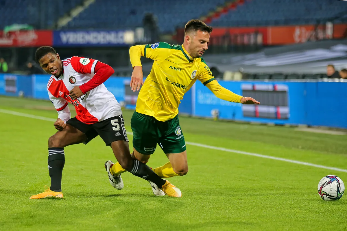 Malacia: ''Vaak gesprekken met de trainer''