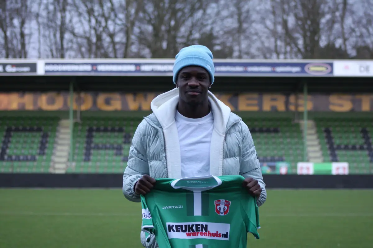 Officieel: Conteh op huurbasis naar FC Dordrecht