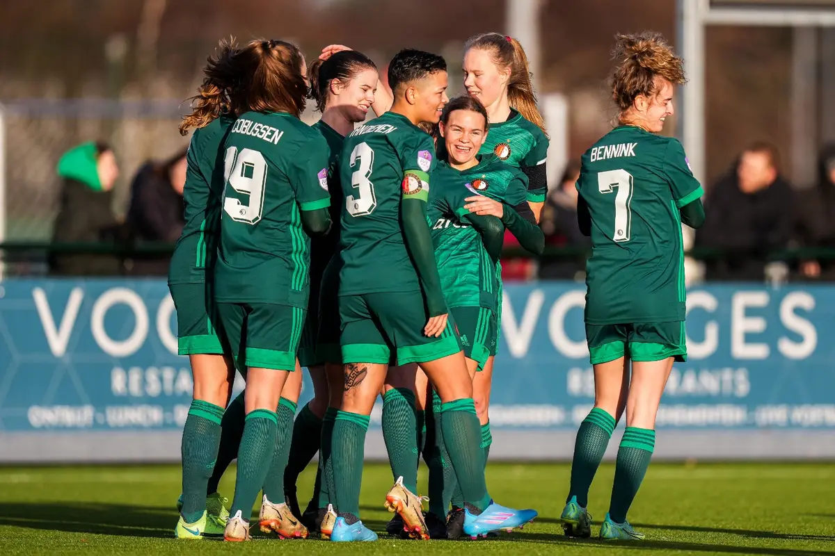 Feyenoord V1 bekert verder na zege op DSS