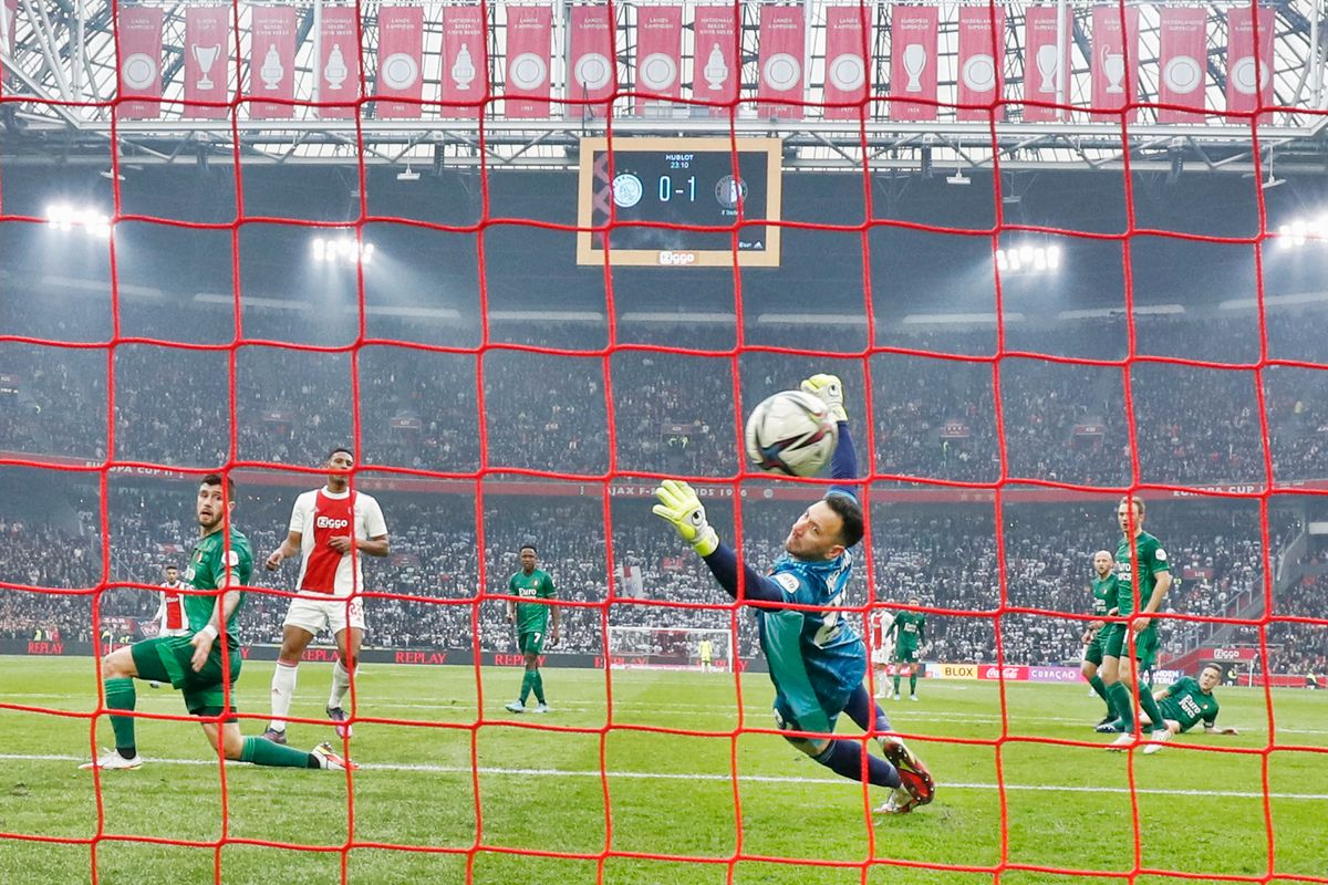 Ochtendjournaal: Bij Feyenoord is de kater groter dan ooit