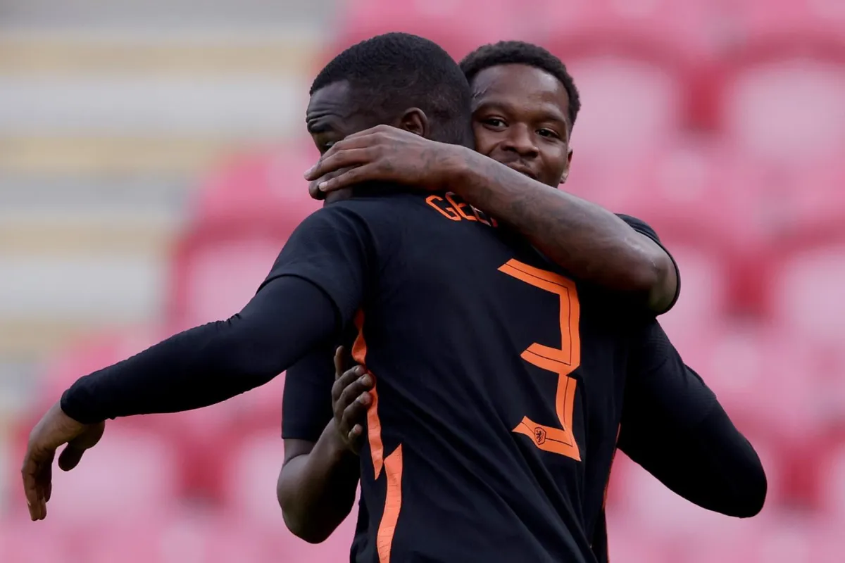 Geertruida en Timber in voorlopige selectie Jong Oranje