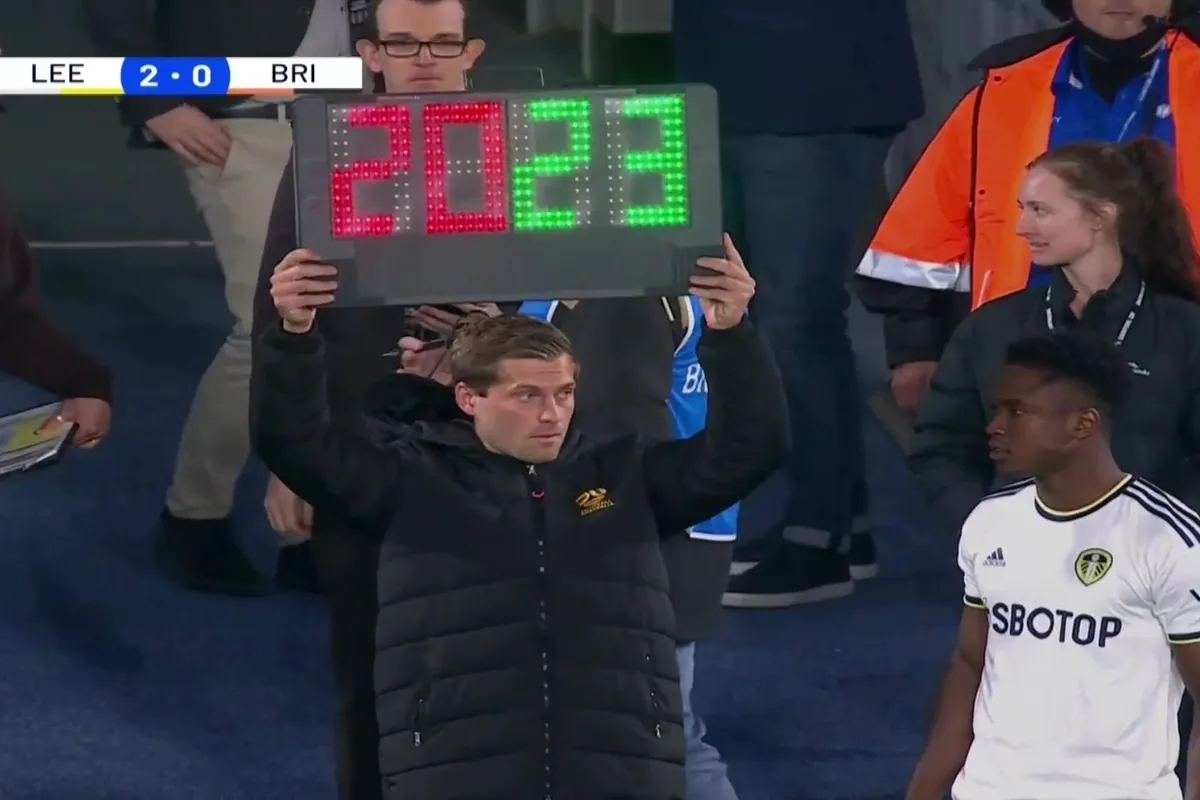 Sinisterra maakt officieus debuut voor Leeds United