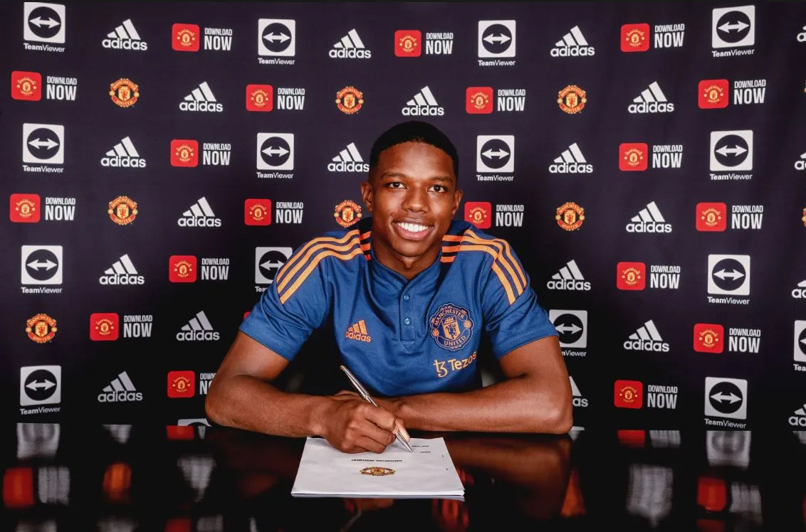 Officieel: Malacia vertrekt na 14 jaar Feyenoord naar Manchester United