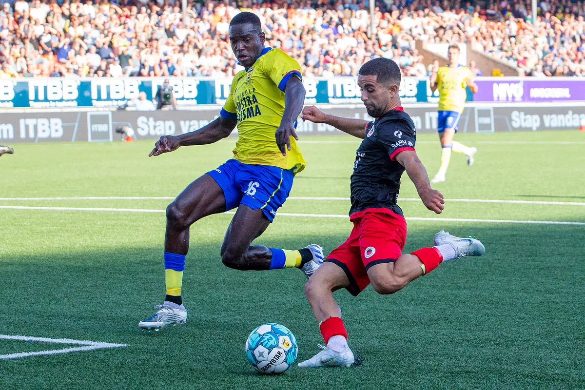 Azarkan trefzeker voor winnend Excelsior