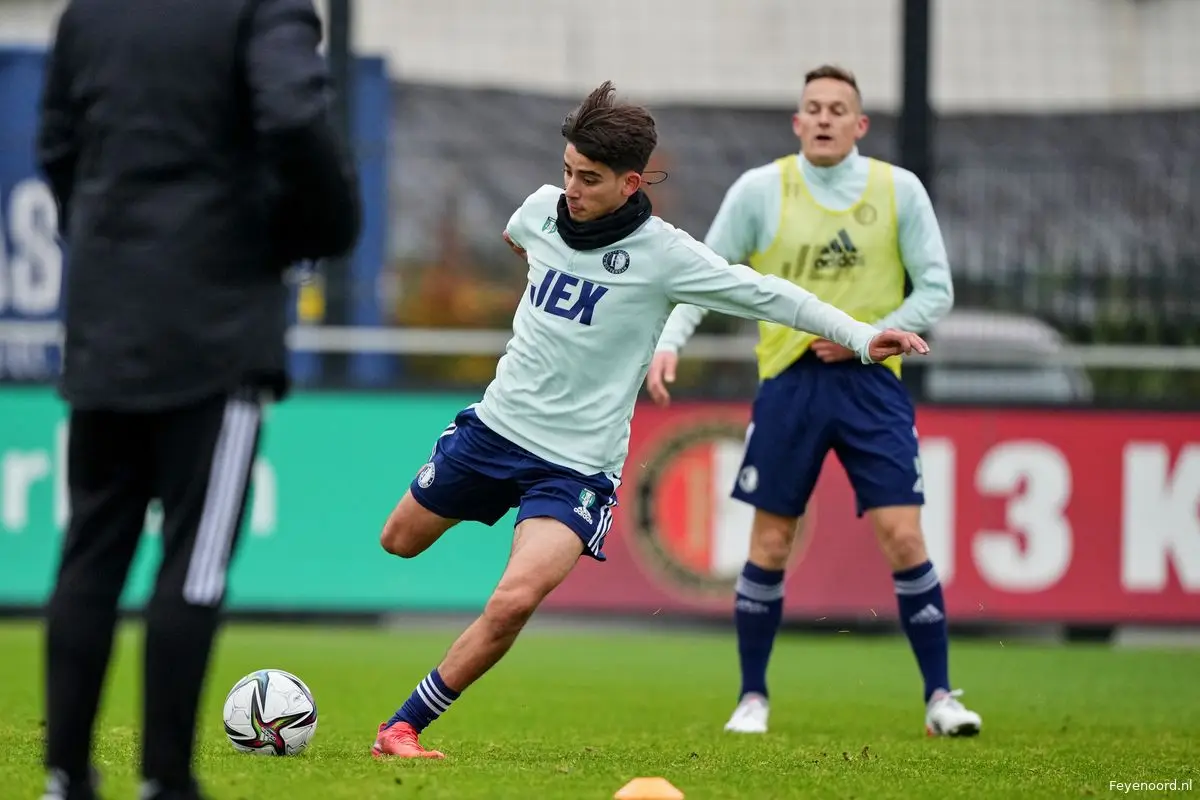 Oud-jeugdspeler Gündüz traint mee bij TOP Oss