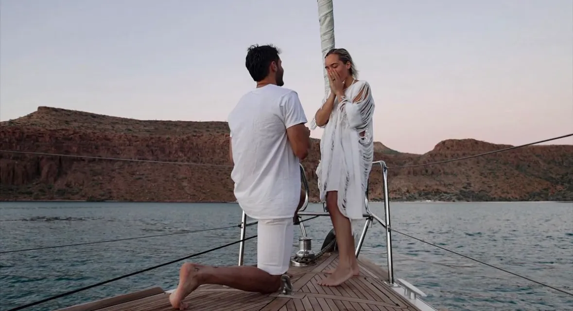 Gimenez vraagt vriendin ten huwelijk