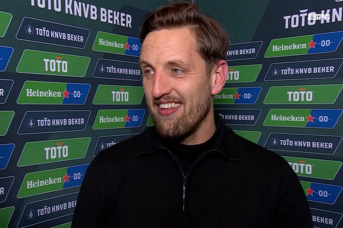 Trainer Spakenburg had contact met De Wolf en droomt van De Kuip