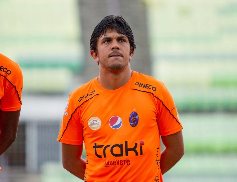 'Jon Aramburu kan een contract tekenen bij Feyenoord'