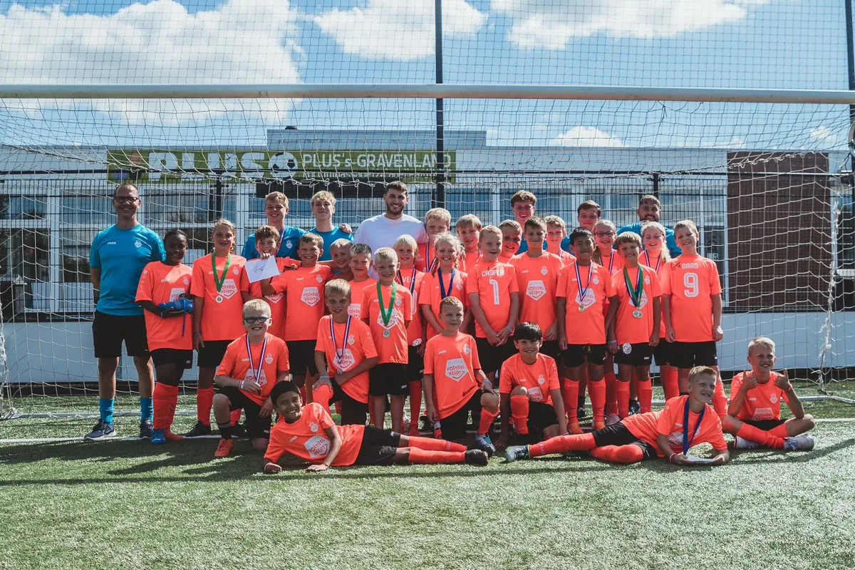 Gimenez brengt onverwachts bezoek aan amateurclub CKC