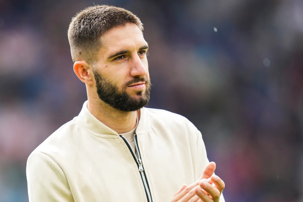 yv2023827yv2023827a1a05820