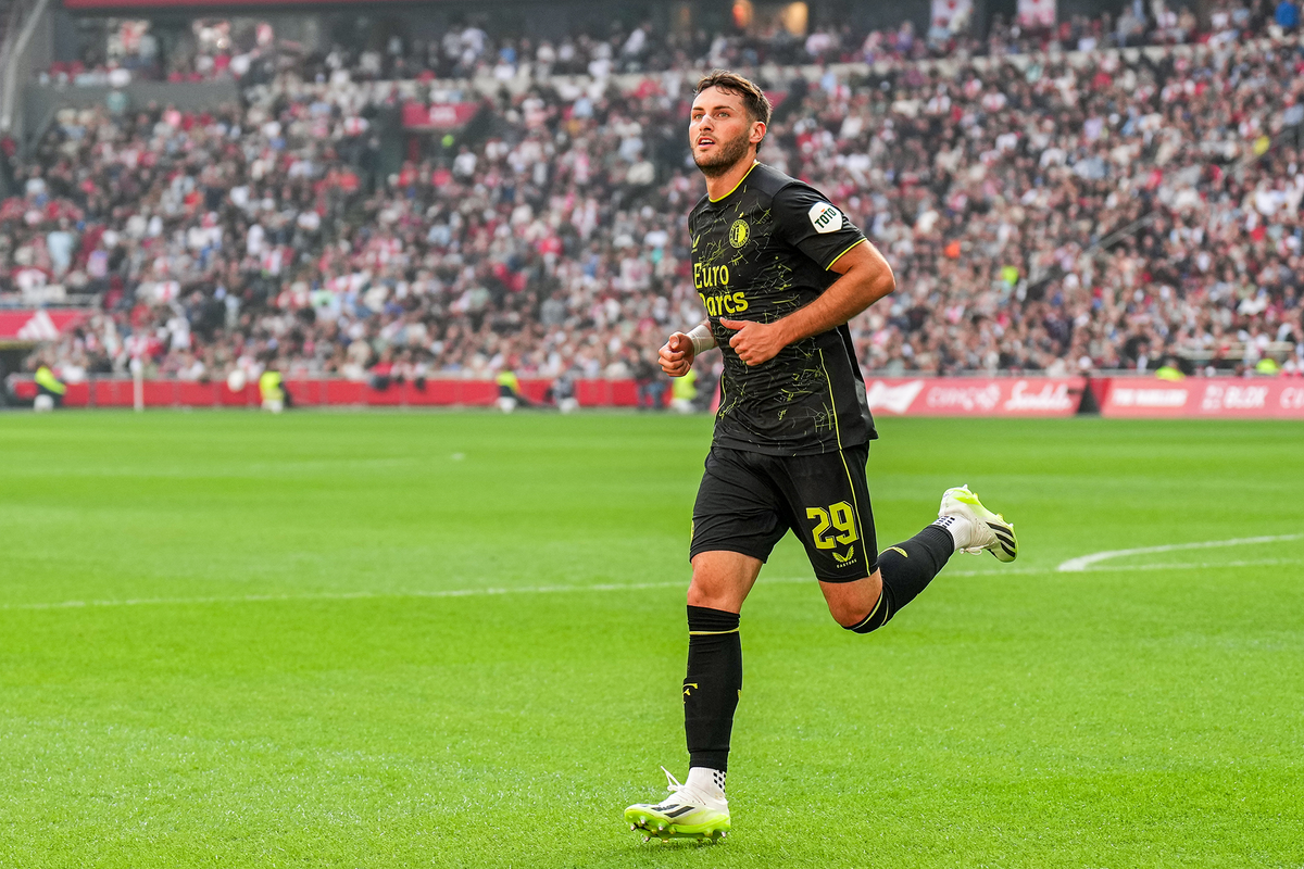 Gimenez geeft inkijkje in de kleedkamer van Feyenoord in de Johan Cruyff ArenA