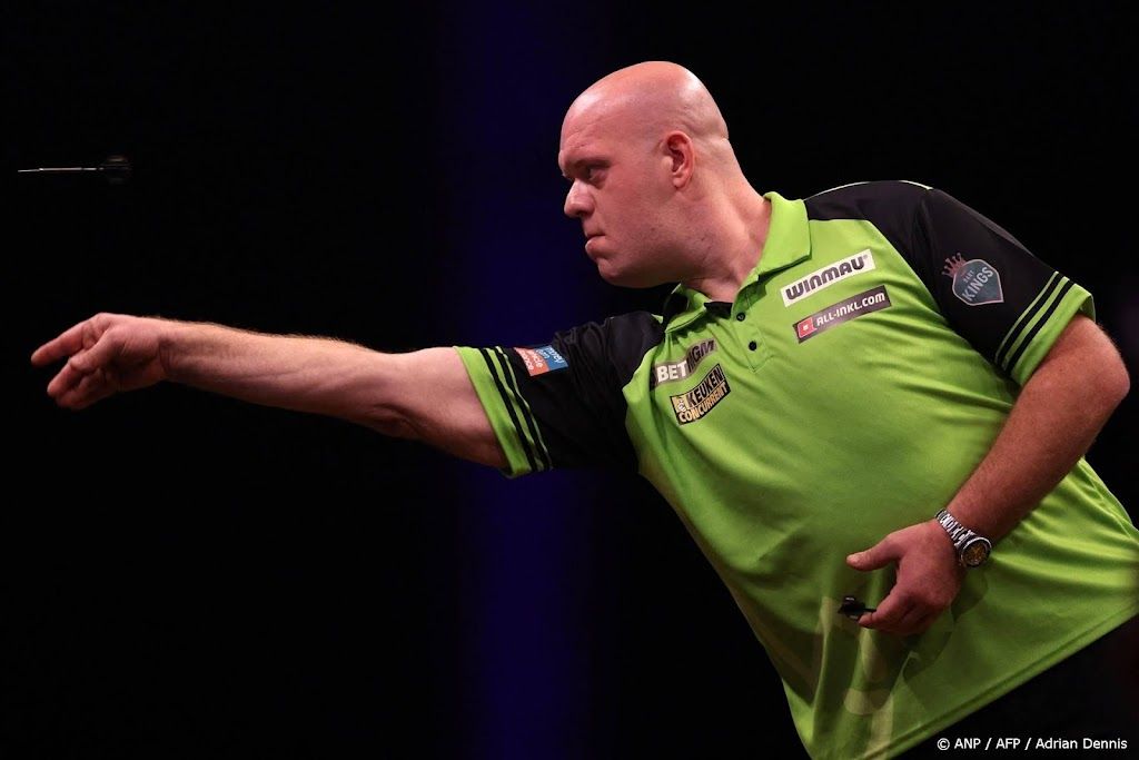 Darter Van Gerwen overtuigend naar finale Masters