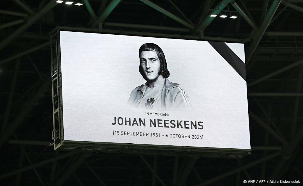 Ajax en KNVB staan in rouwadvertenties stil bij dood Neeskens