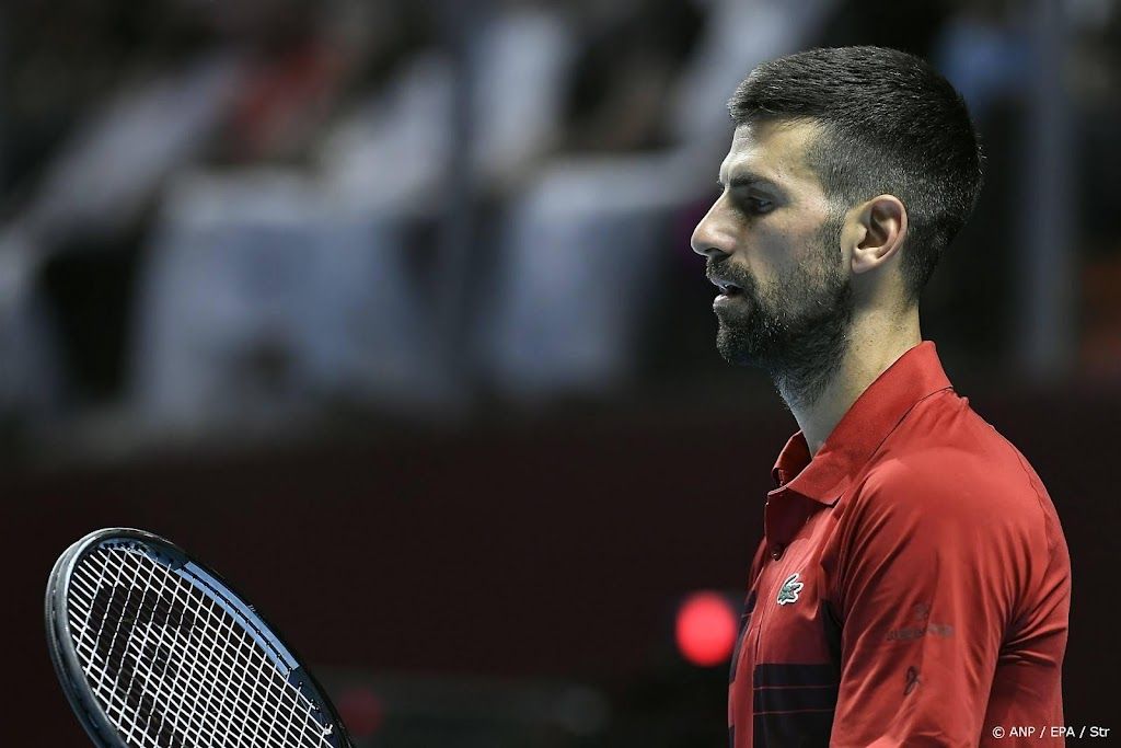 Djokovic meldt zich met blessure af voor ATP Finals