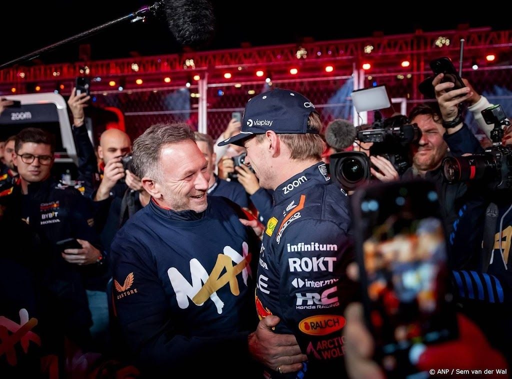 Red Bull-teambaas Horner roemt Verstappen na moeilijk seizoen