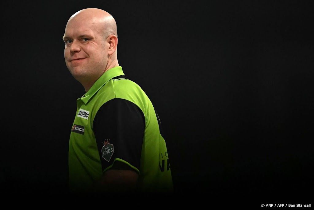 Drievoudig wereldkampioen Van Gerwen naar zevende finale WK darts