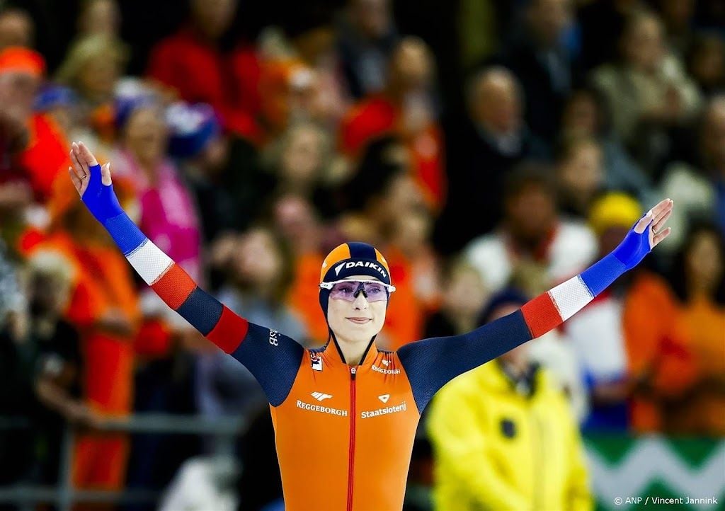 Schaatsster Kok begint EK sprint met zege op 500 meter