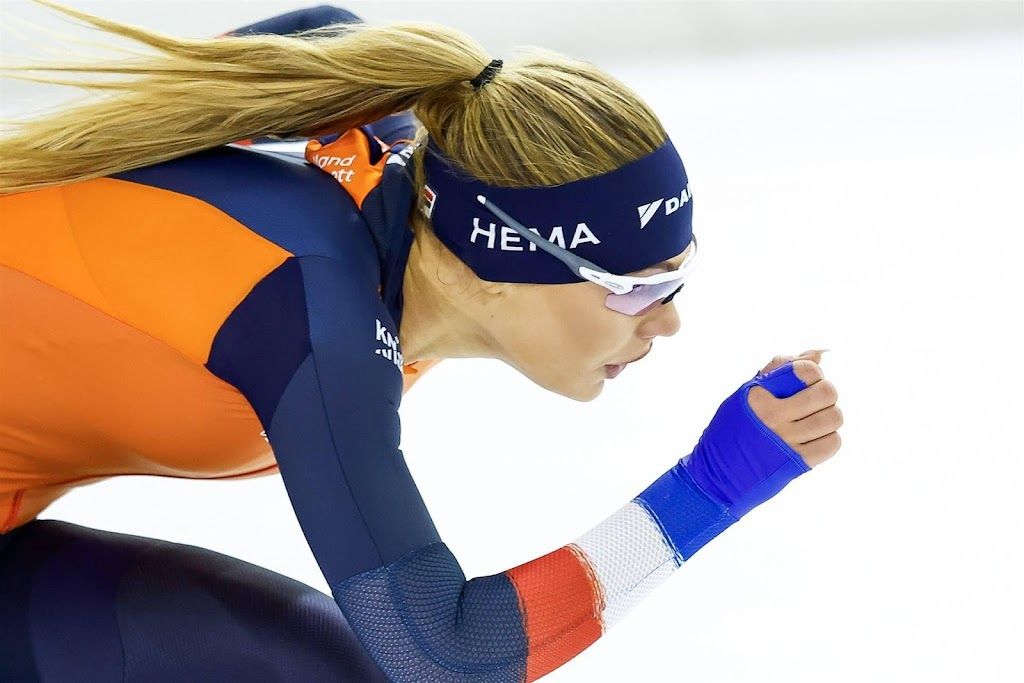 Leerdam grijpt leiding op EK sprint met zege op 1000 meter 