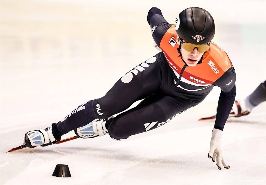 Van 't Wout grijpt op EK shorttrack net naast derde gouden plak