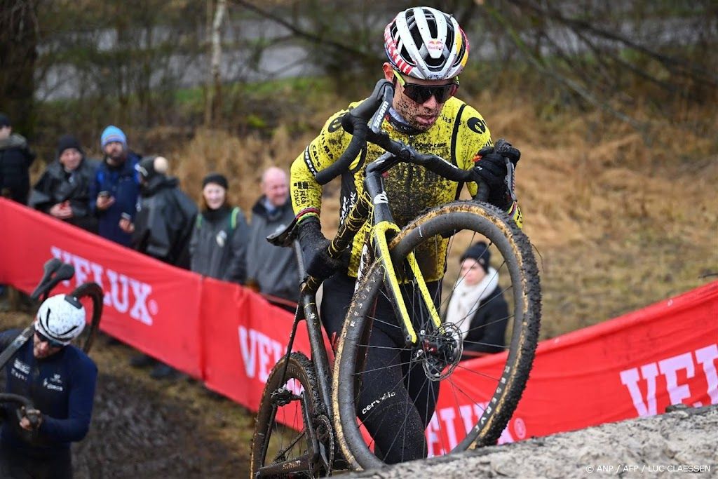 Van Aert alsnog naar WK veldrijden