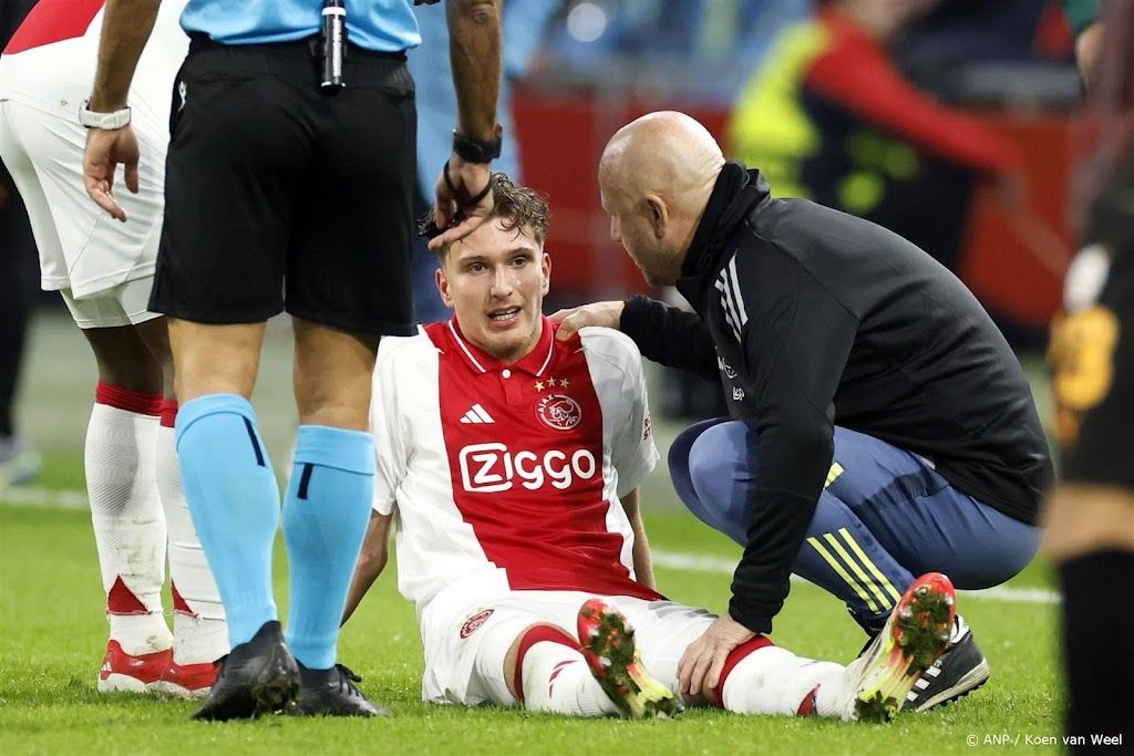 Trainer Farioli verwacht dat blessure Godts meevalt 