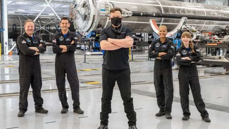 SpaceX Has Become The World's Second $100 Billion Startup Aka Centicorn