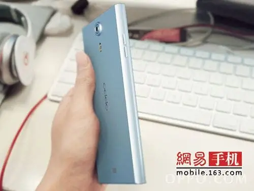 More Oppo Find 5 Photo's Leaked! Looks fatter than claimed!
