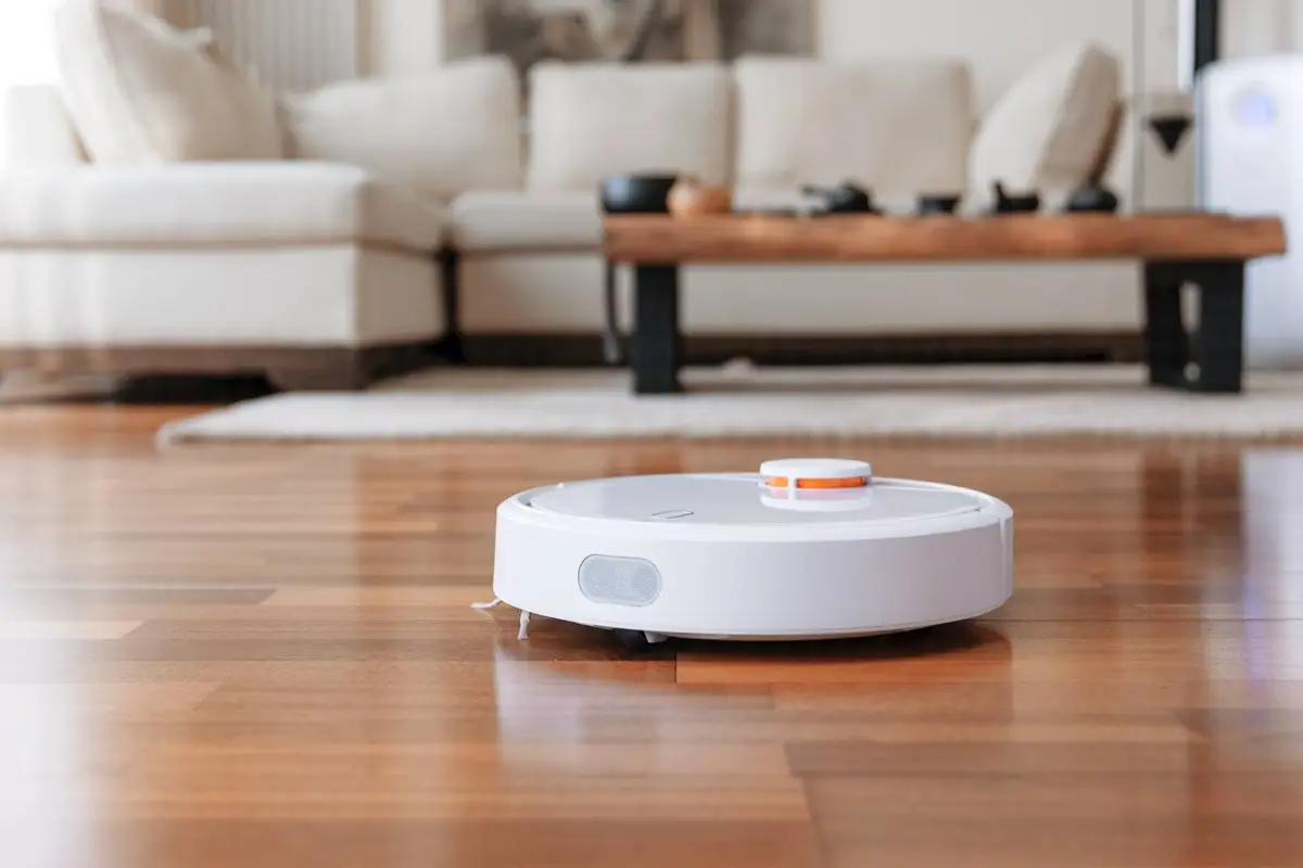 Launched: Xiaomi's Mi Robot Vacuum goes official for $250