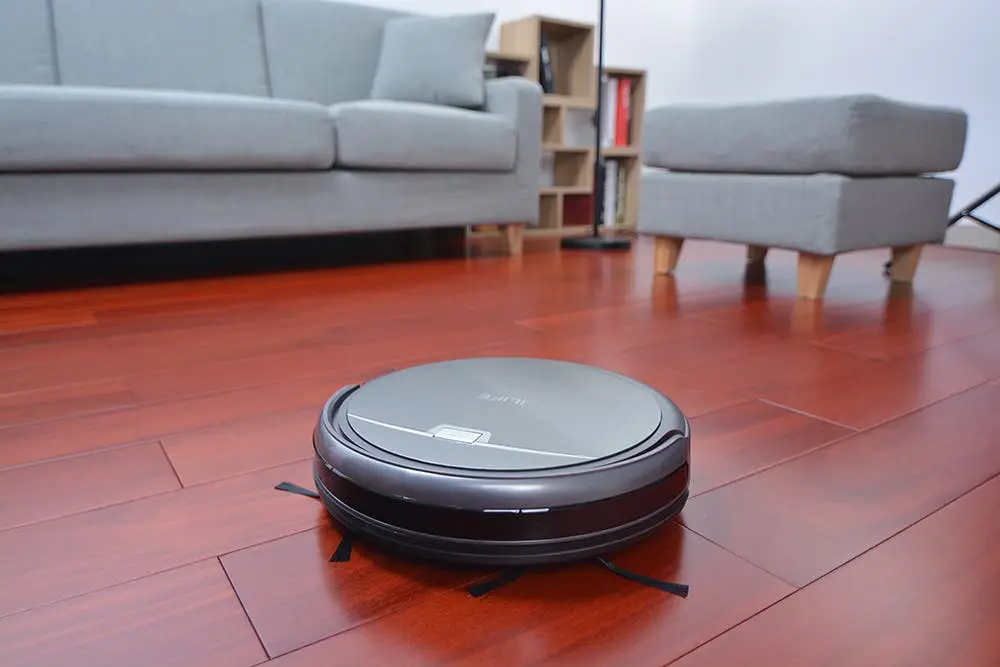 Meet iLife A4, a budget robotic vacuum cleaner! (update)