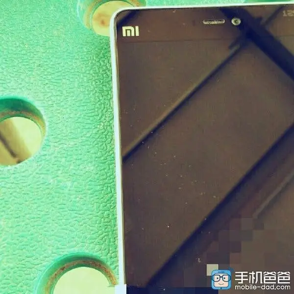 Part of the Xiaomi Mi4i’s low cost could be due to iPhone 5c style plastic body