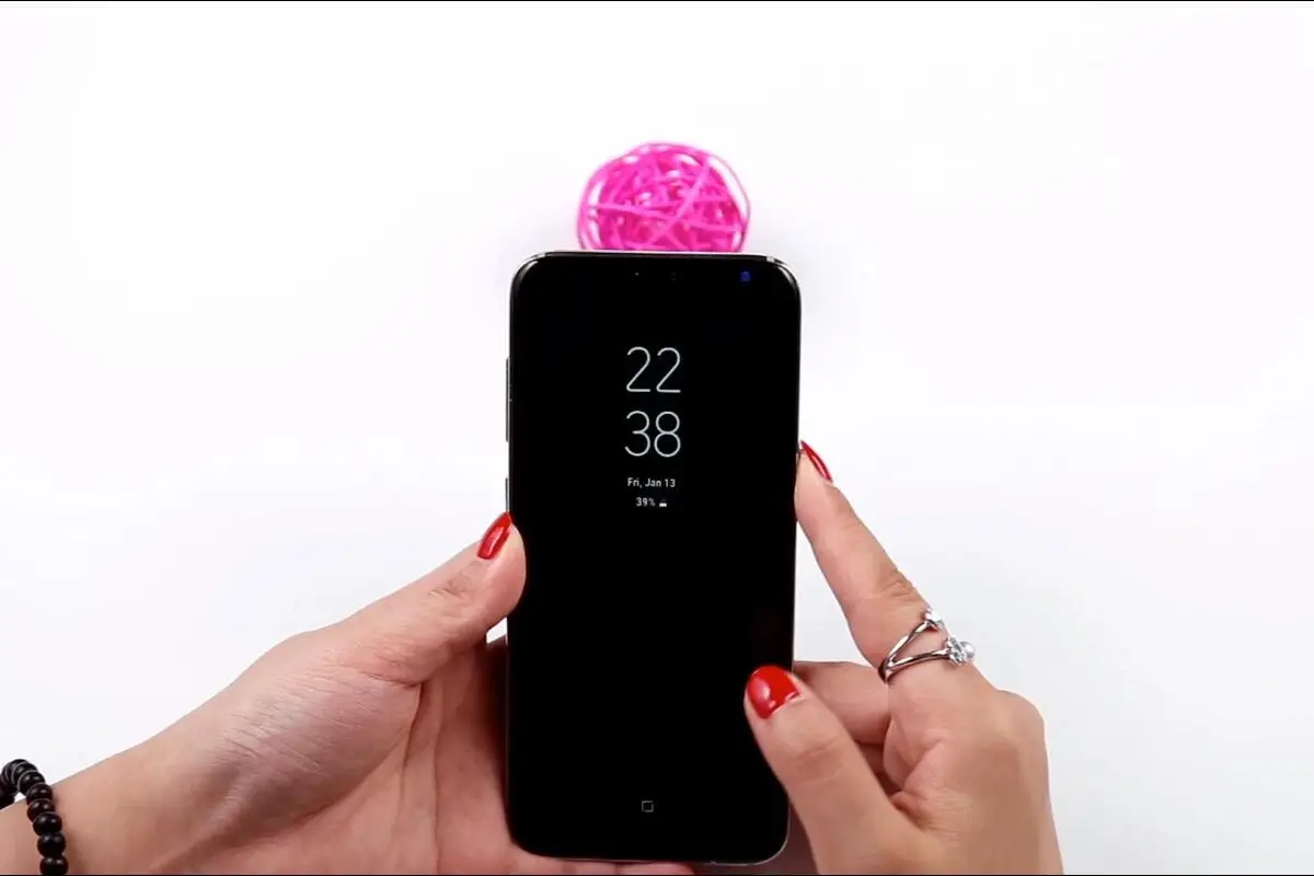 Ulefone F2 with Infinity Display First Hands-on Video
