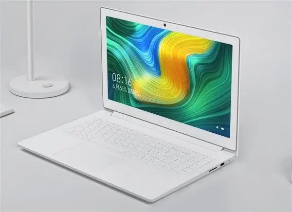 Xiaomi Mi Notebook 15.6-inch White Version Went on Sale