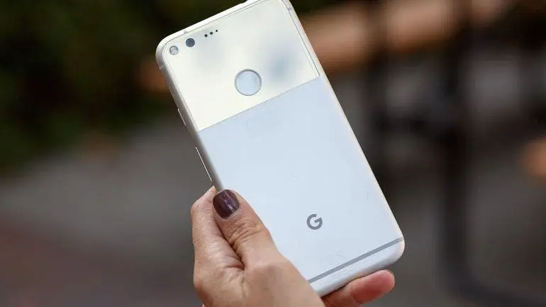 Google Pixel 2 XL appears on FCC, LG will be making it