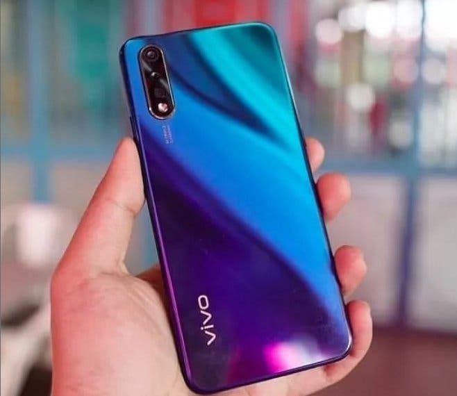 Indian vivo S1 spotted in the wild; ships with Helio P65