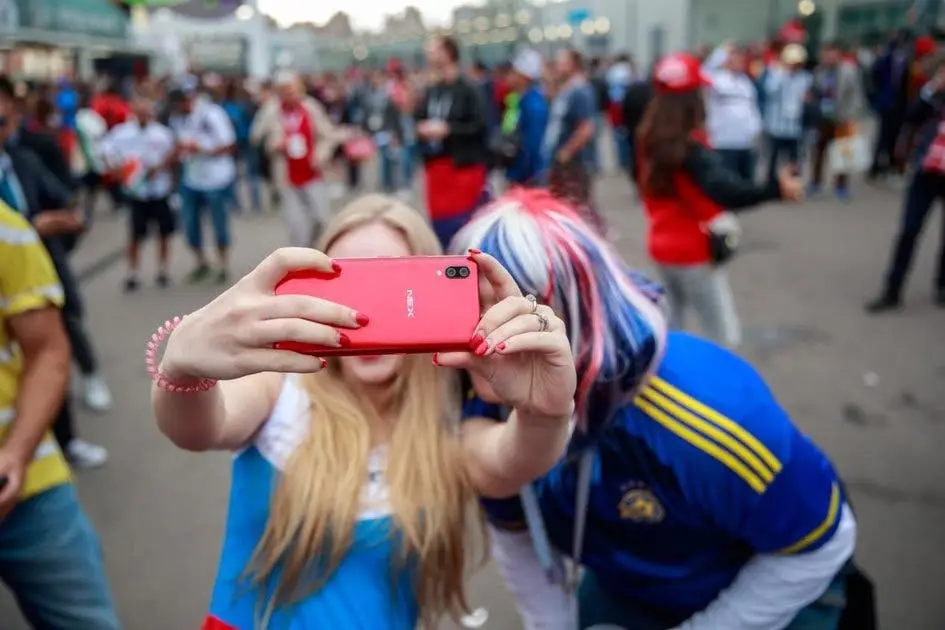 VIVO NEX Red Shines During World Cup 2018