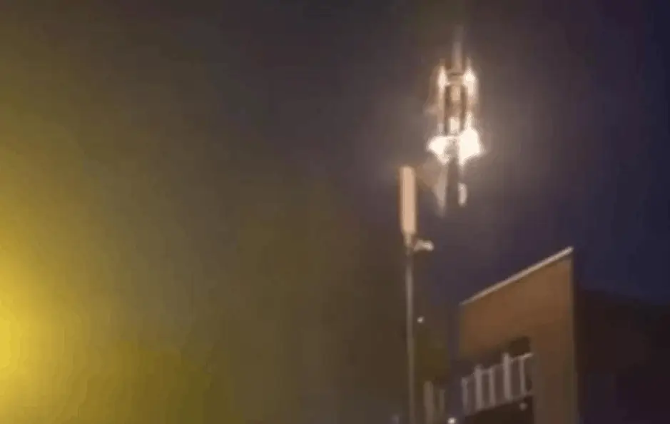 UK takes conspiracy theories seriously - more 5G base stations burned