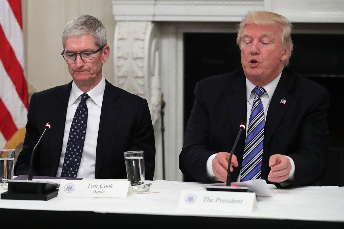 Tim Cook warns Trump that Samsung is the big winner in the trade war