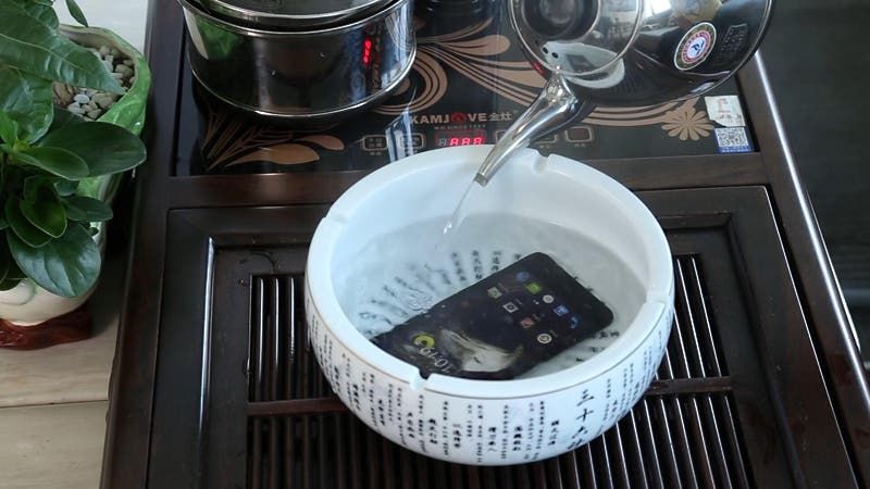 Ulefone Metal meets the boiling water