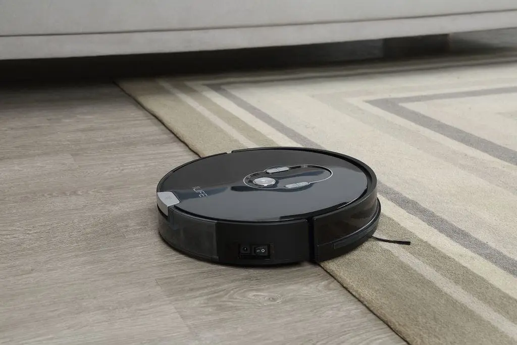 Robotic vacuum cleaner iLIFE A7 discounted on Amazon