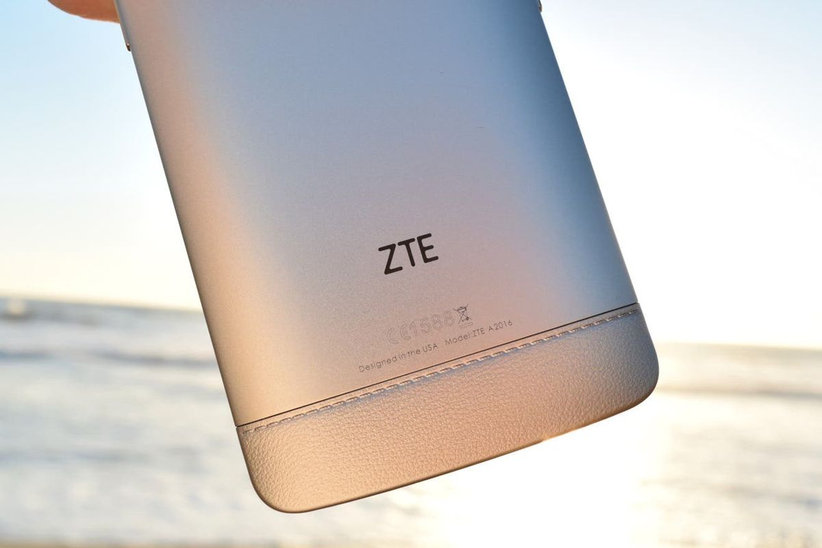 ZTE Axon 7 is the newest phone to join the Nougat bandwagon