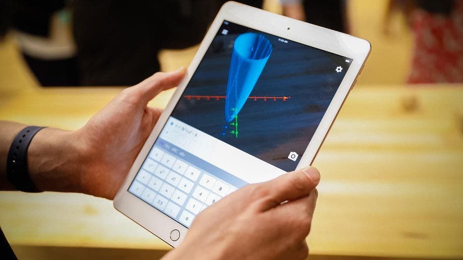 Entry-level Apple iPad 9.7-inch (2018)  with Pencil support goes official