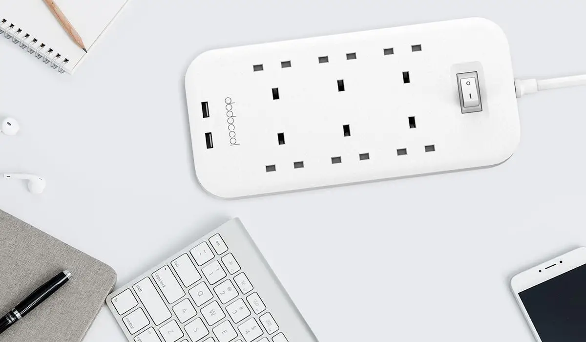 Dodocool DC41 Smart 6-way AC Outlet Power Strip now on Sale