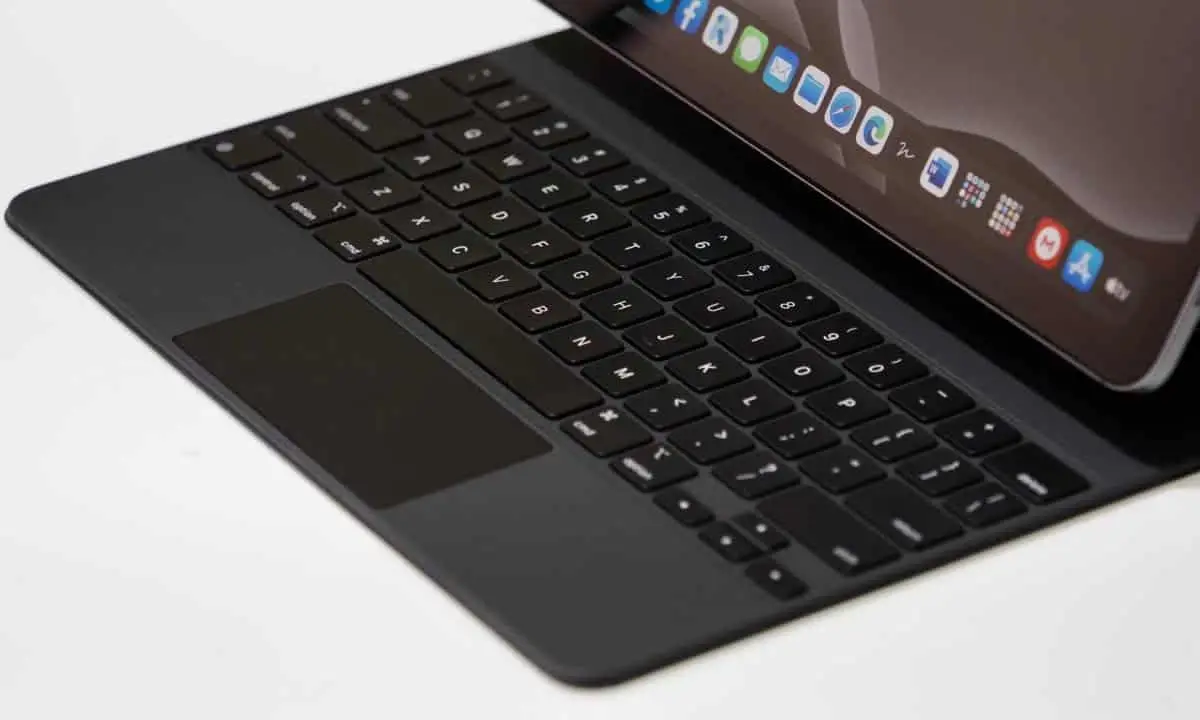 iPad Pro Magic Control Keyboard Occasionally Fails To Charge