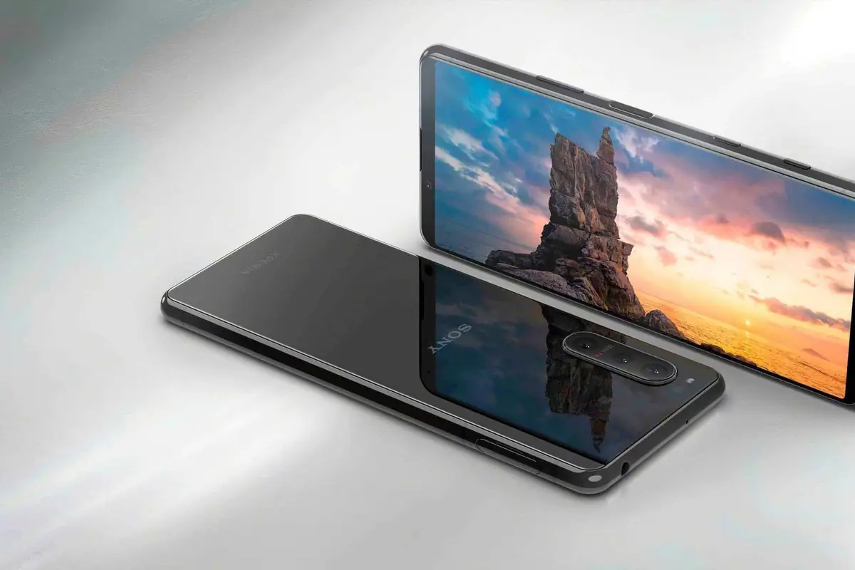 Sony Xperia 5 II: Press Images and GeekBench Score Leaked Online