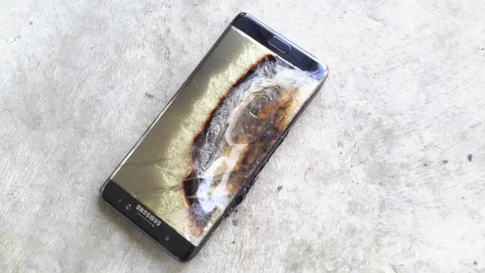 Smartphone batteries with built-in 'Fire Extinguisher' could hit the market